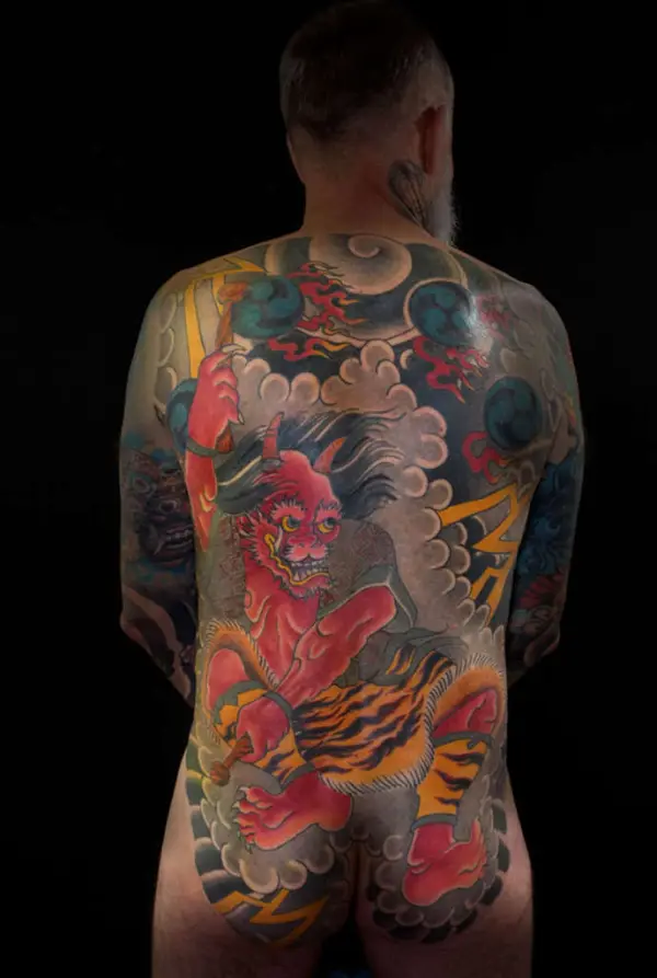 Tatouage de dos Irezumi avec Raijin et Fujin