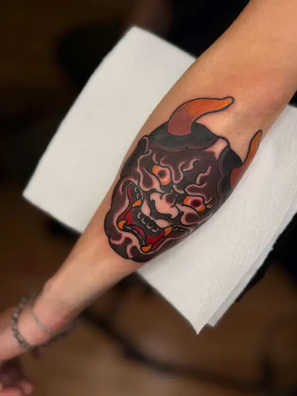 Masque Hannya japonais tatoué par Dago